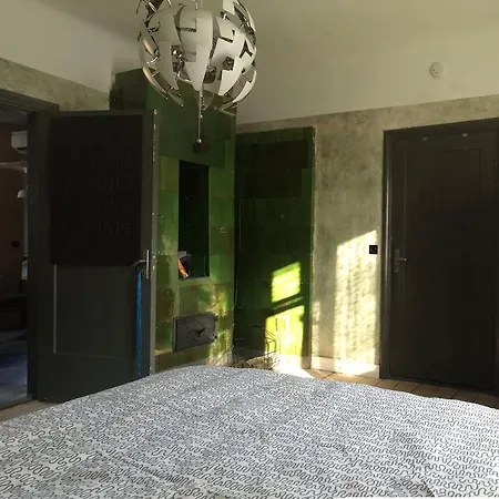 History Designer Flat דירה טרטו