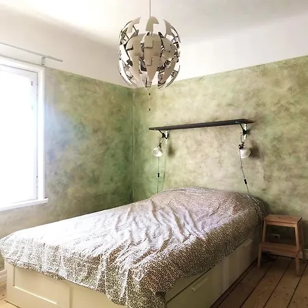 History Designer Flat *